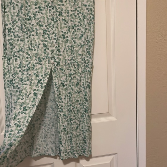 H&M blouse and skirt - Picture 6 of 7